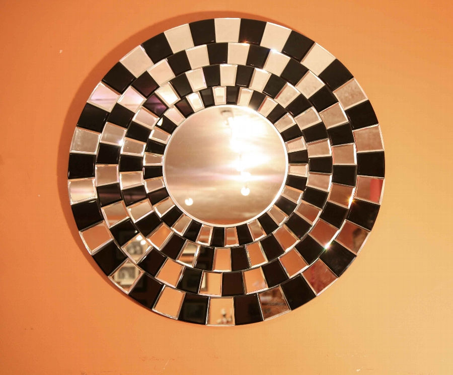 Beautiful and Chic Art Deco Circular Mirror