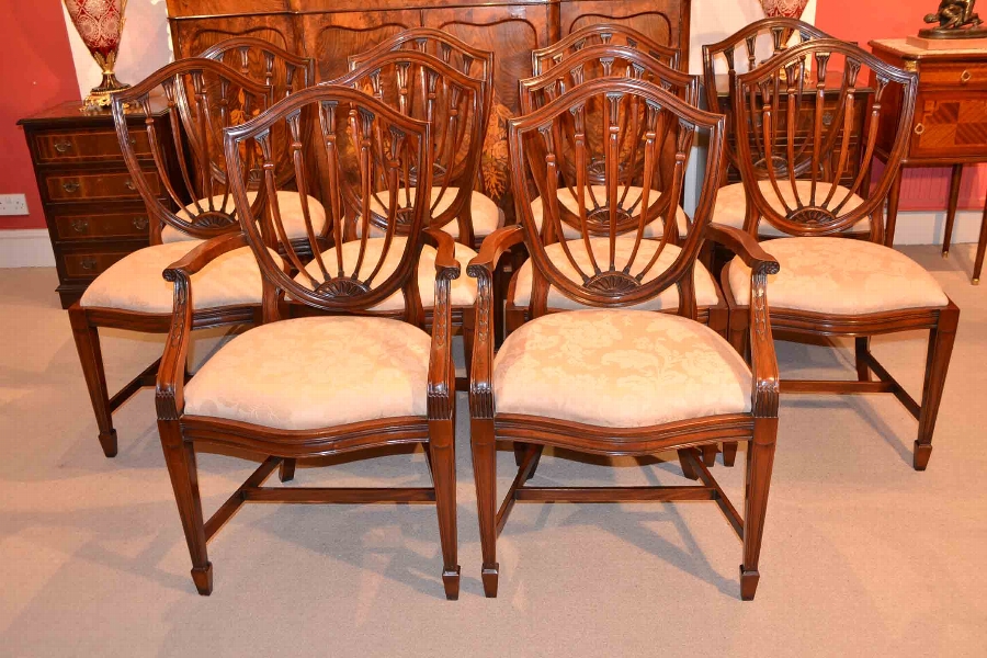 Fabulous Set 10 English Hepplewhite Dining Chairs