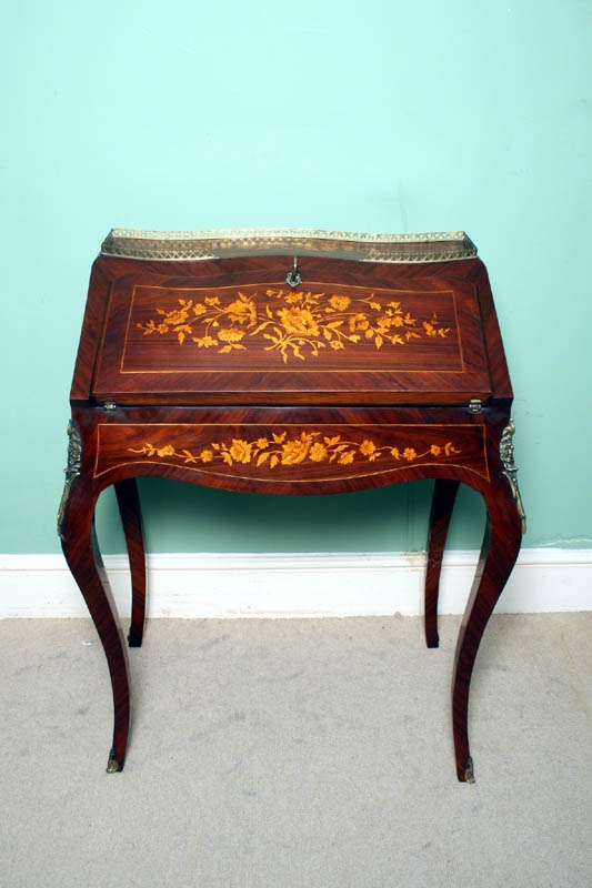 French Rosewood Louis XV Marquetry Bureau