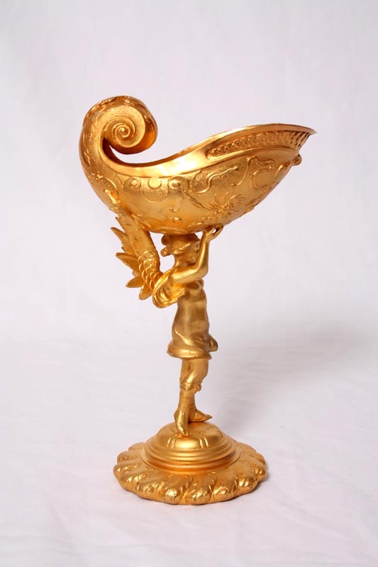 Stunning Gilded Bronze Cherub Shell Centrepiece