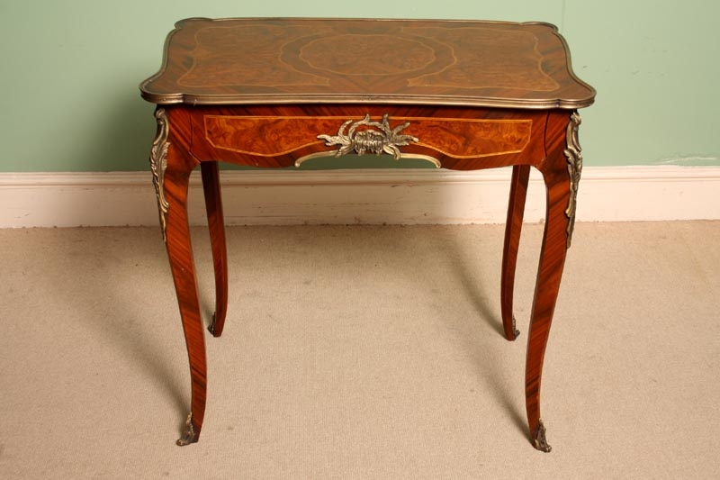 Stunning Large Inlaid Walnut & Rosewood Centre Table