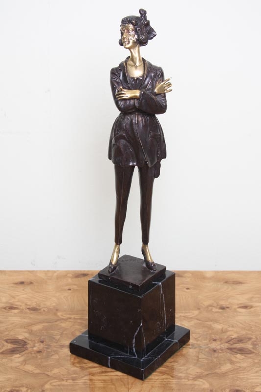 Attractive Gilded Bronze Young Lady Posing Lorenzl