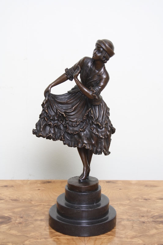 Charming Art Deco Bronze Dancing Girl Colinet