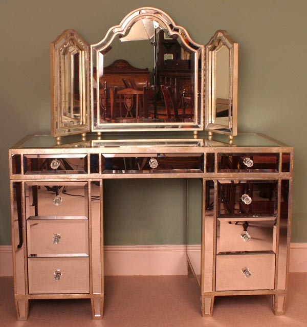 Gorgeous Art Deco Mirrored Dressing Table with Mirror