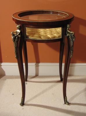 Gorgeous Louis XVI Circular Rosewood Display Table