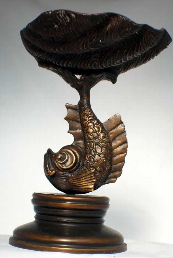 Attractive Bronze Fish Shell Sculpture Centrepiece
