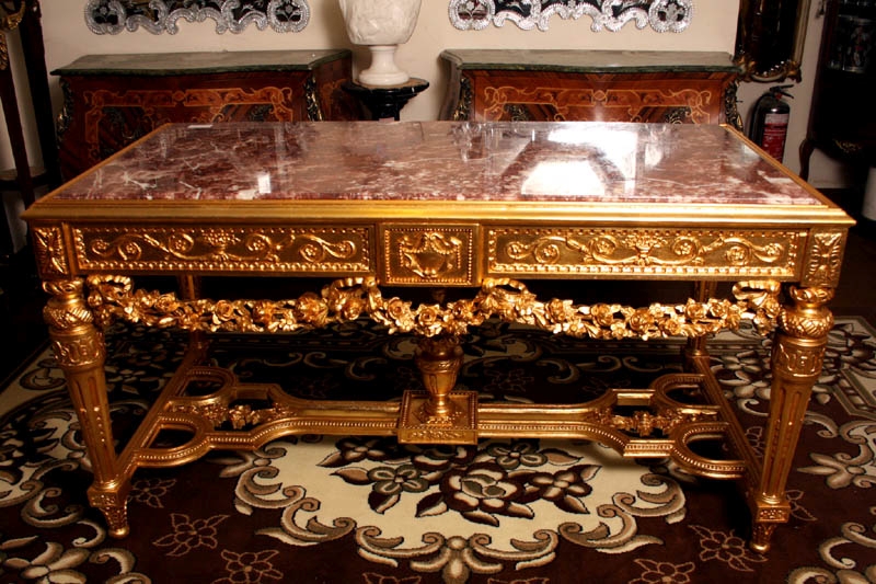 Louis XV Giltwood & Marble Centre / Console Table