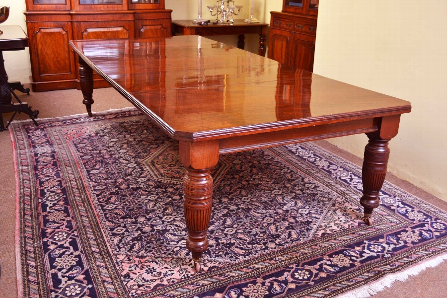 Antique Victorian Mahogany Extending Dining Table C1880