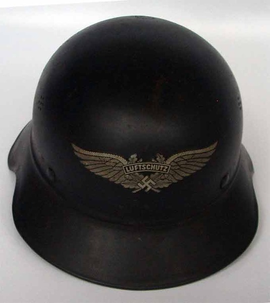 LUFTSCHUTZ BEADED LATE WAR GLADIATOR HELMET