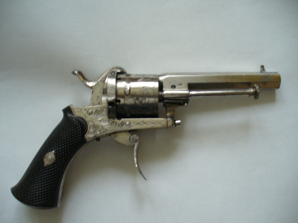 revolver/pinfire pistol