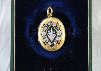 Antique Victorian Gold Filled Enamel Locket