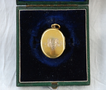 Antique Victorian Gold Filled Enamel Locket