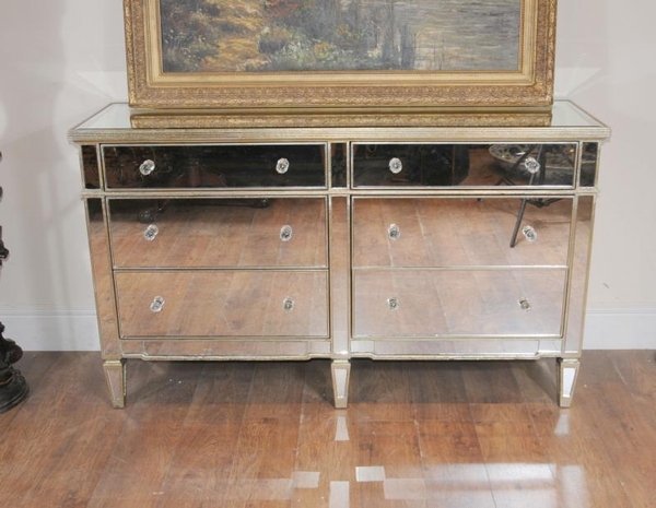 Deco Mirrored Chest Drawers Commode Sideboard