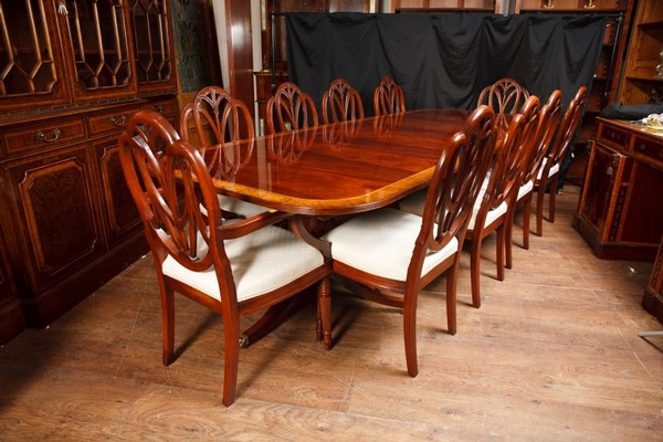 Regency Pedestal Table & Set Hepplewhite Dining Chairs Suite