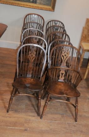 8 Antique Windsor Kitchen Dining Chairs Set