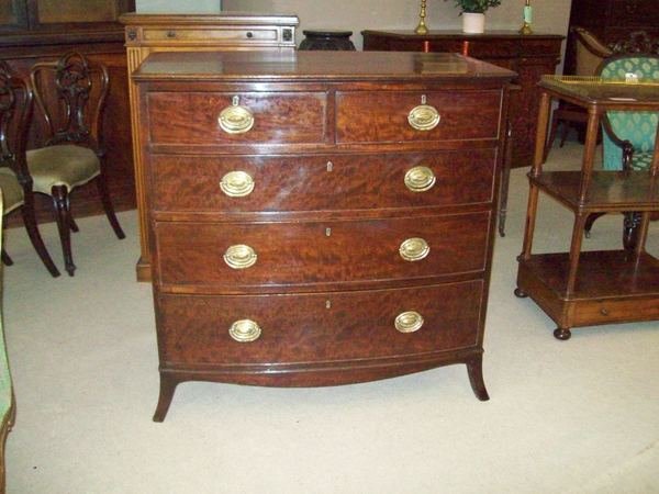 Antique George 111. Mahogany Bow Front Chest Of Drawers.