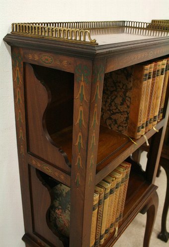 Antique Pair of Late Victorian Mahogany Open Bookcases