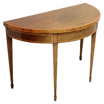 Scottish George III Mahogany Tea Table