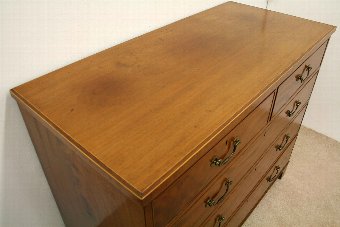 Antique George III Mahogany Chest of Drawers