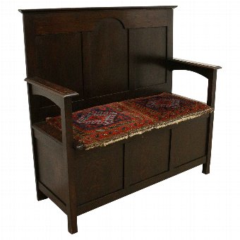 Oak Hall Bench