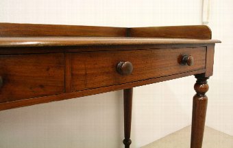 Antique Victorian Mahogany Side Table/Washstand