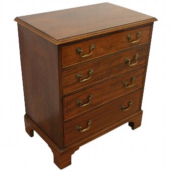 Georgian Style Mahogany Chest of Drawers