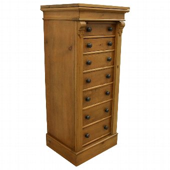 Pine Wellington Chest