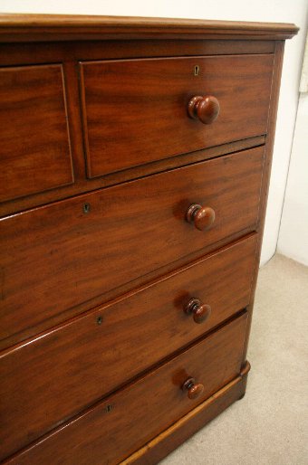 Antique Victorian Mahogany Chest of Drawers