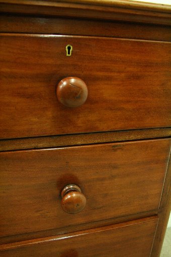 Antique Victorian Mahogany Chest of Drawers