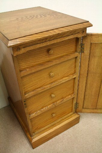 Antique Pair of Late Victorian Ash Bedside Lockers