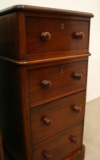 Antique Pair of Victorian Mahogany Bedside Chests/Lockers