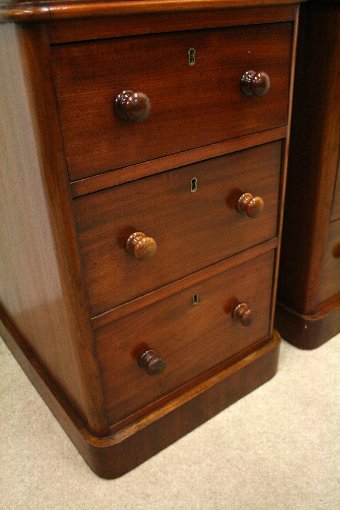 Antique Pair of Victorian Mahogany Bedside Chests/Lockers