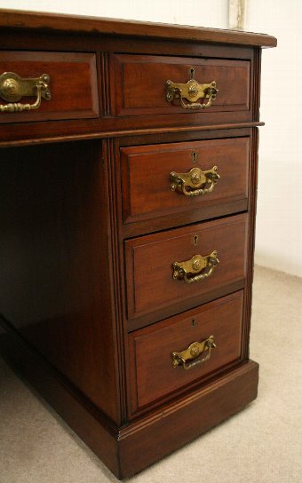 Antique Edwardian Mahogany Pedestal Desk