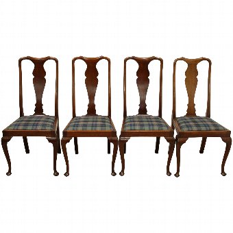 Set of 4 Queen Anne Style Mahogany Chairs