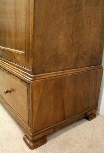Antique Whytock & Reid Walnut 2 Door Wardrobe
