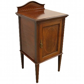 Edwardian Sheraton Style Mahogany Bedside Cabinet