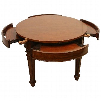 Antique Waring & Gillows Mahogany Circular Dining Table