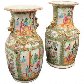 Pair of Qing Chinese Canton Vases