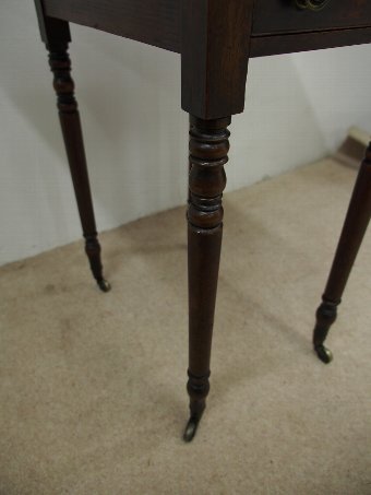 Antique George III Figured Mahogany Drop Leaf Table