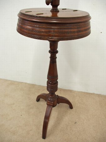 Antique Late Victorian Adjustable Mahogany Dressing Stand