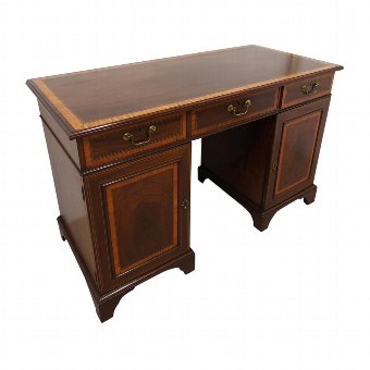 George III Inlaid Mahogany Kneehole Desk
