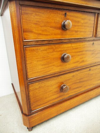 Antique Mid-Victorian Chest of Drawers