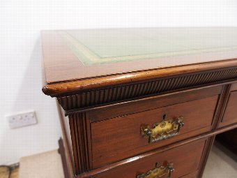 Antique Victorian Mahogany Pedestal Desk