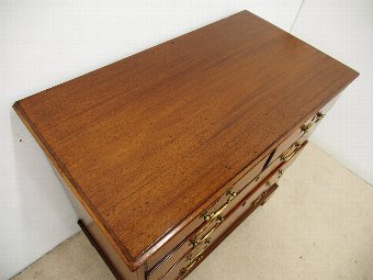 Antique George III Mahogany Chest of Drawers