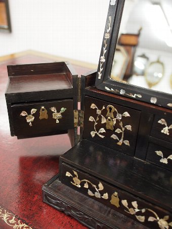 Antique Inlaid Hongmu Travel Vanity Box