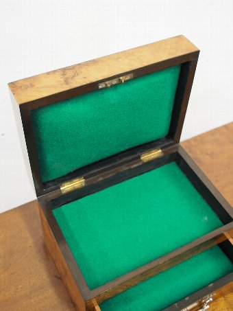 Antique Victorian Burr Walnut Jewellery Box