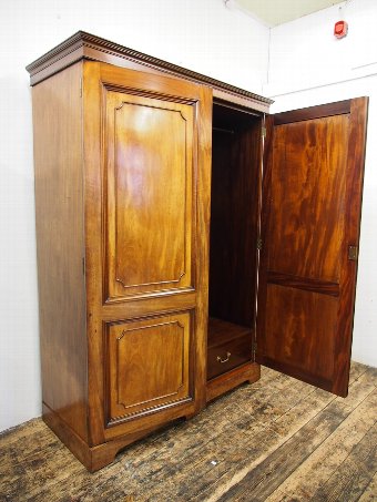 Antique William IV Mahogany Wardrobe