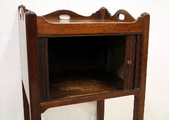 Antique Pair of George III Mahogany Bedside Cabinets