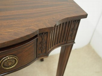 Antique George III Style Serpentine Front Mahogany Hall Table