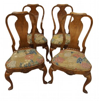 Set of 4 Queen Anne Walnut Dining Chairs